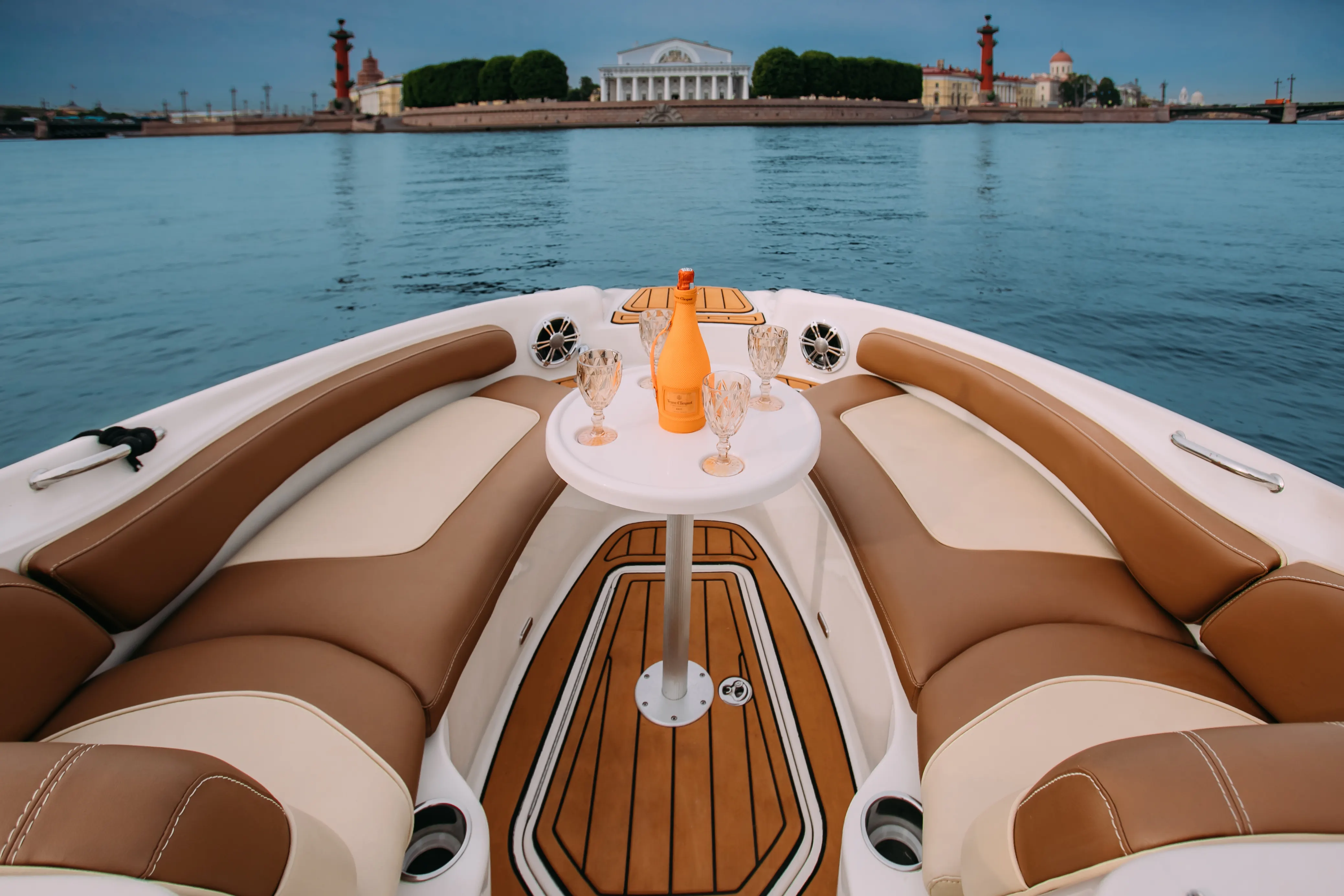 Катер Sea Ray 240 «Мокко» image- 5